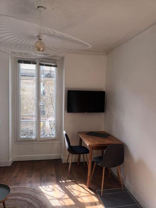 Ferienwohnung Tres Parisien Et Ensoleille Exterior foto
